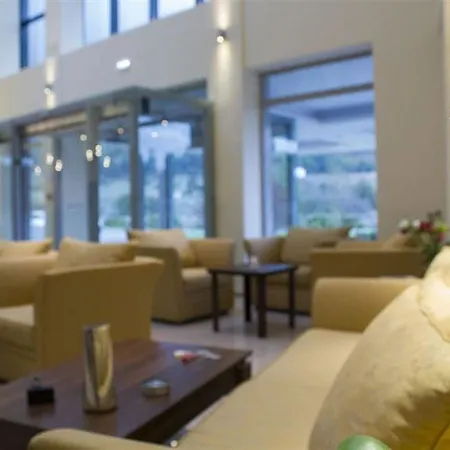 Ξενοδοχείο Tripoli City Hotel 3*